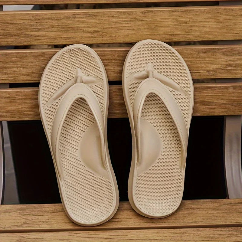 Summer Cool Women's Flip Flops Super Lightweight Outdoor Soft-soled Non-slip Casual Women's slippers Couple EVA Flat Sandals